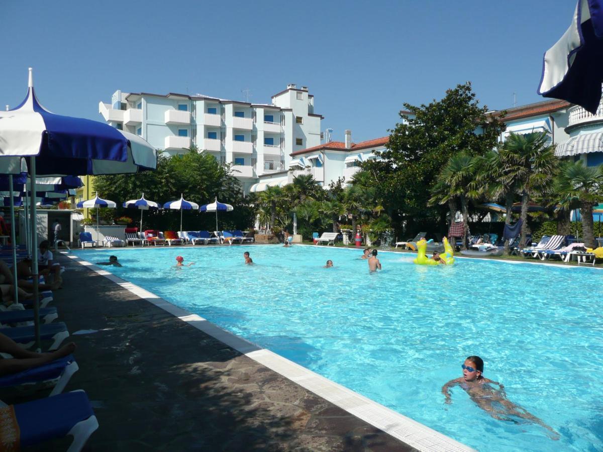 Hotel Imperial Каорле Екстер'єр фото